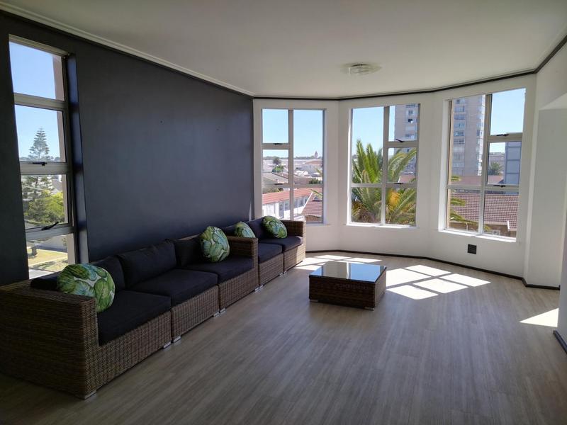 2 Bedroom Property for Sale in Summerstrand Eastern Cape